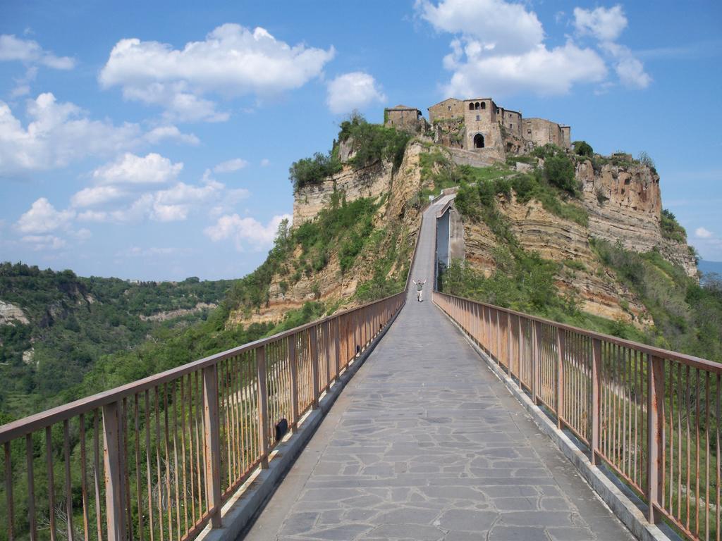 Casa Linda Apartment Bagnoregio Cameră foto